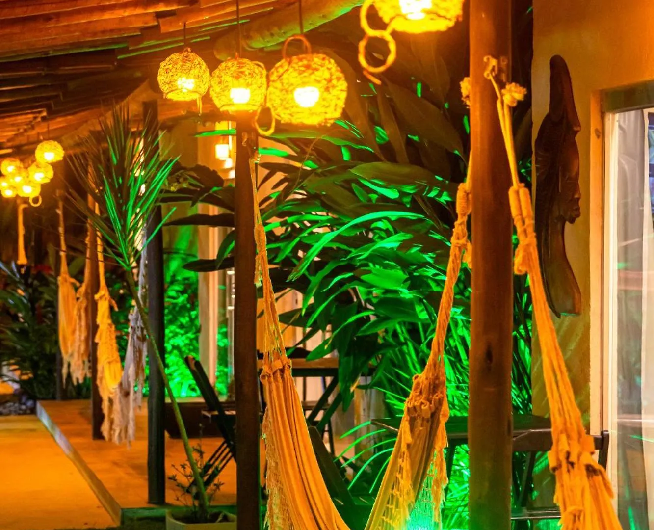 Pousada Ilumina Arraial D'Ajuda Villa Porto Seguro 0*,